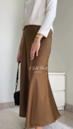 Satin skirt